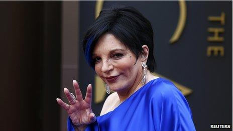 Liza Minnelli arriving at the Oscars