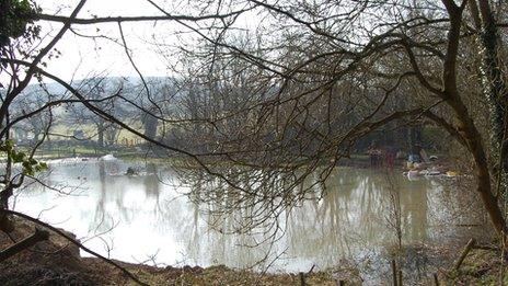 Woldingham reservoir at Wapses Lodge