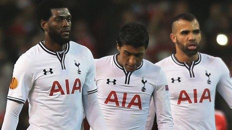 Tottenham players dejected