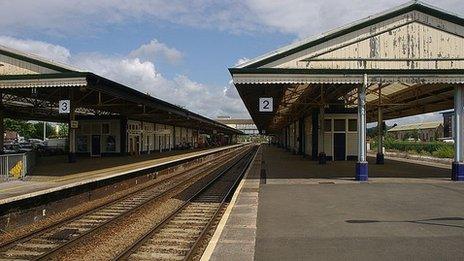 Newton Abbot train station