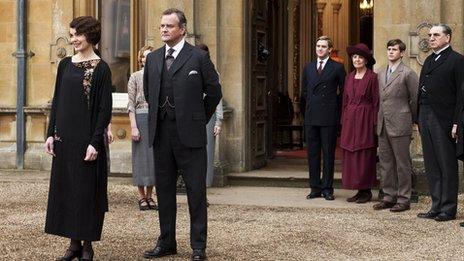 Elizabeth McGovern and Downton Abbey cast