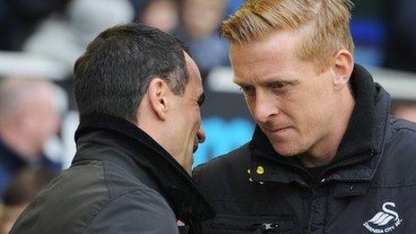 Martinez a Monk