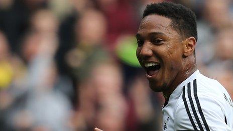 Swansea midfielder Jonathan de Guzman