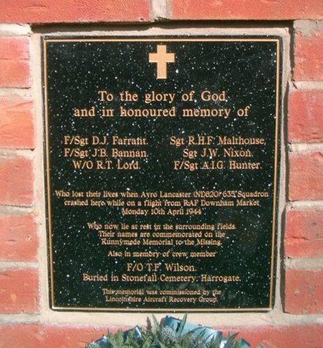 Plaque on Bicker memorial