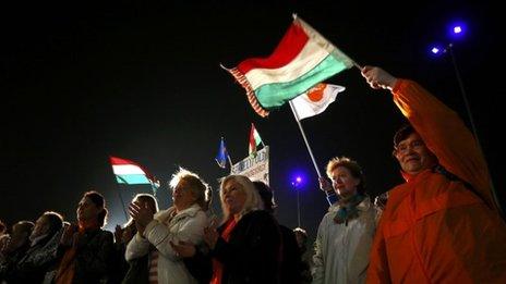 Fidesz supporters in Budapest (6 April 2014)