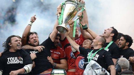 Toulon's players, including Jonny Wilkinson, celebrate winning the 2013 Heineken Cup final