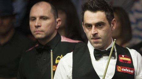 Joe Perry and Ronnie O'Sullivan