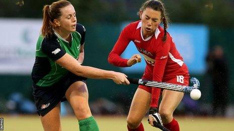 Emma Smyth in action against the USA in 2012