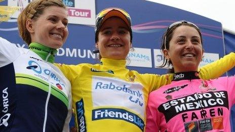 (l-r) Emma Johansson, Marianne Vos and Rossella Ratto