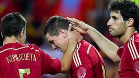 Fernando Torres is congratulated after scoring for Spain in a 2-0 friendly win against Bolivia