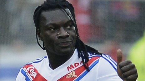 New Swansea striker Bafetimbi Gomis