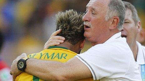 Luiz Felipe Scolari congratulates Neymar after Brazil's penalty shootout win over Chile