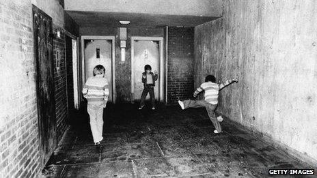 East London kickaround, 1978