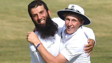 Moeen Ali celebrates with Joe Root