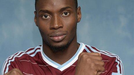 Diafra Sakho signs for West Ham