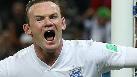 Wayne Rooney celebrates