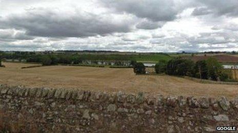 River Tweed from road