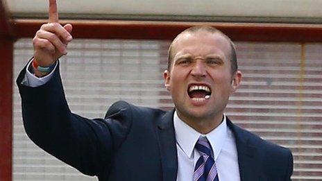 Linfield manager Warren Feeney