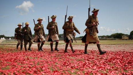 Soldiers marching to war