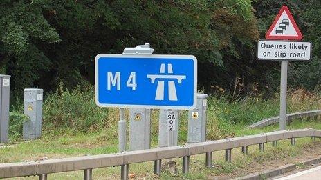 M4 sign