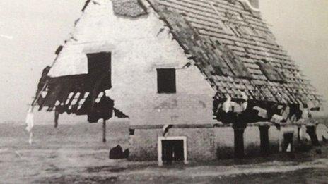 Flooded Dutch house from 1953