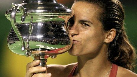 Amelie Mauresmo at the 2006 Australian Open