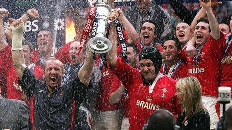 Wales beat Ireland to win Grand Slam