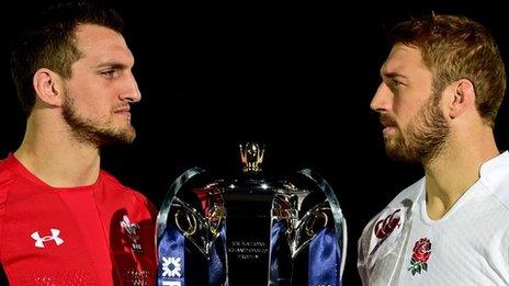 Wales captain Sam Warburton (L) and England captain Chris Robshaw (R)