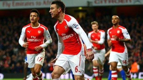 Arsenal players celebrate