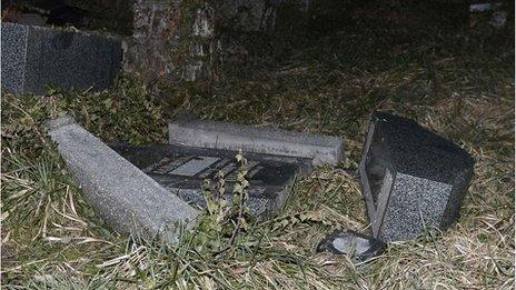 Vandalised Jewish gravestones in Sarre-Union, Bas-Rhin, France (15 Feb)