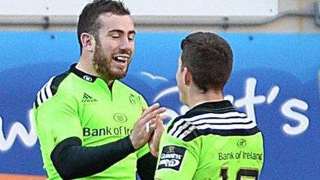 JJ Hanrahan celebrates with Ian Keatley
