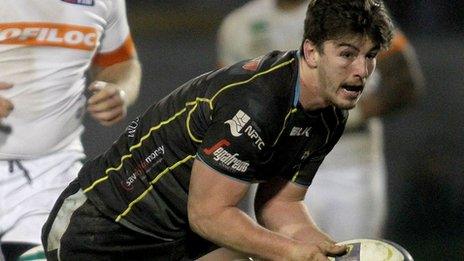 Sam Lewis