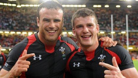 Jamie Roberts and Scott Williams of Wales