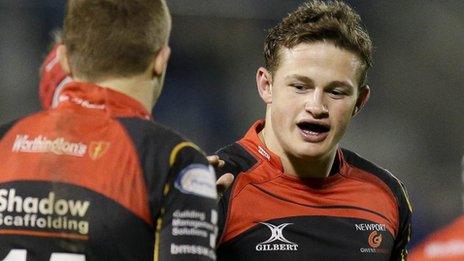 Hallam Amos, Newport Gwent Dragons