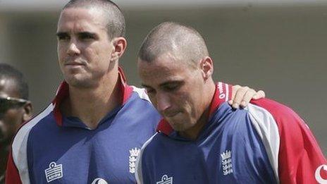 Kevin Pietersen and Simon Jones