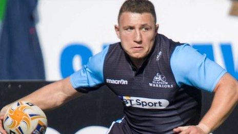 Duncan Weir in action for Glasgow Warriors