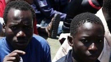 Two men among 600 people detained by the Libyan authorities who are suspected of trying to cross illegally to Europe (23 May 2015)