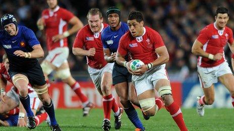 Taulupe Faletau on the attack for Wales against France in the Rugby World Cup semi-final in 2011