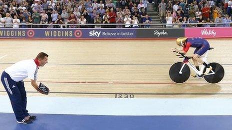 Sir Bradley Wiggins breaks hour record