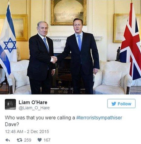 Tweet - David Cameron pictured with Benjamin Netanyahu