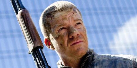 Max Beesley in Survivors