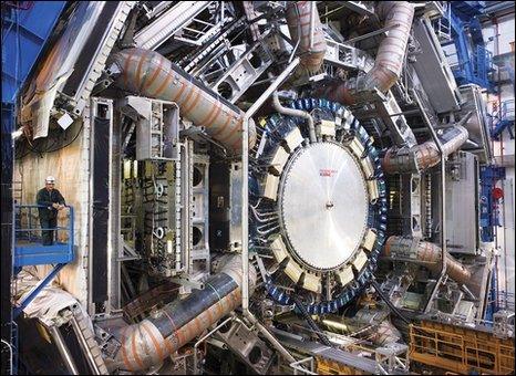 Atlas experiment (M. Brice/C. Marcelloni/Cern)