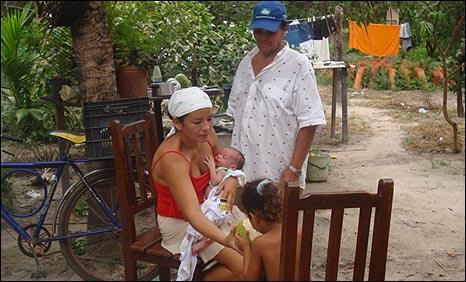 Francineide Da Rocha, her father Joao and her children