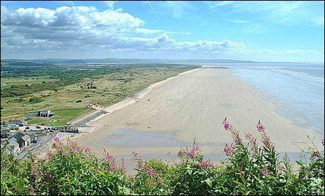 Pendine Sands - Photo courtesy of Carmarthenshire Council