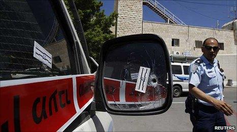 Israeli police car shot at in the West Bank 14 June