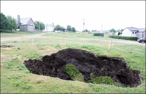 The hole near Rhes-y-Cae Church in Wales School, Halkyn Mountain, Flintshire (picture: dailypost.co.uk)