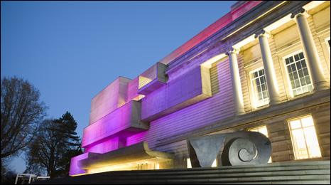 Ulster Museum at night