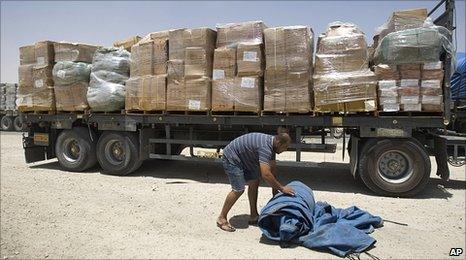 Gaza-bound goods at the Kerem Shalom crossing on the Israel-Gaza border 22.6.10