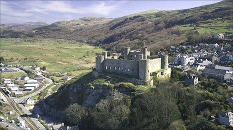 Aerial view of Harlech Castle and town