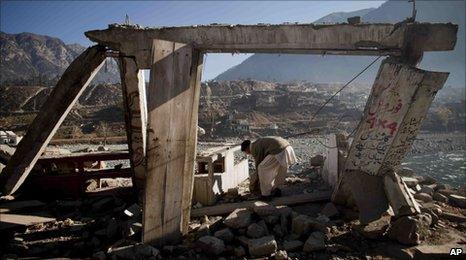 Hotel destroyed by flooding in Swat